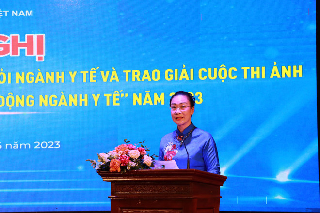 Tôn vinh 178 đoàn viên, người lao động tiêu biểu trong ngành y tế ảnh 1