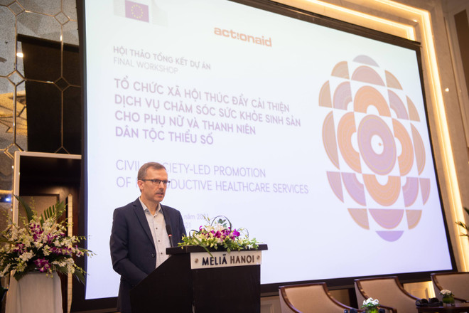 Khắc phục khoảng trống chăm sóc sức khỏe người dân tộc thiểu số ảnh 3