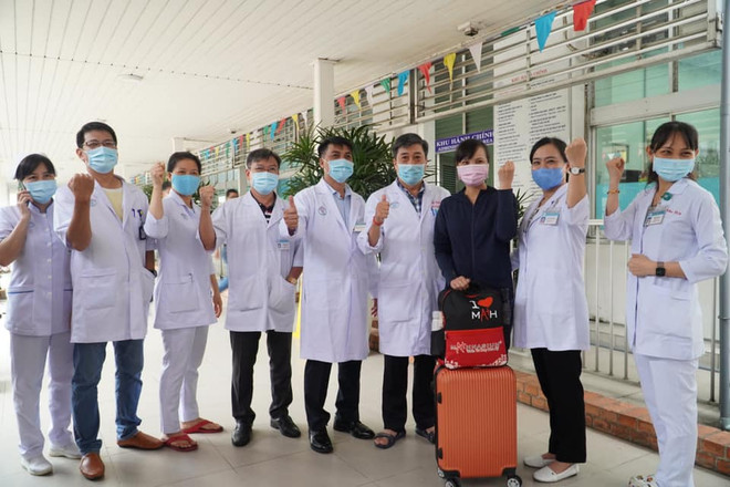 Đội ngũ tinh nhuệ của Bệnh viện Chợ Rẫy tới điểm nóng Bắc Giang. (Ảnh: PV/Vietnam+) Đội ngũ tinh nhuệ của Bệnh viện Chợ Rẫy tới điểm nóng Bắc Giang ảnh 2