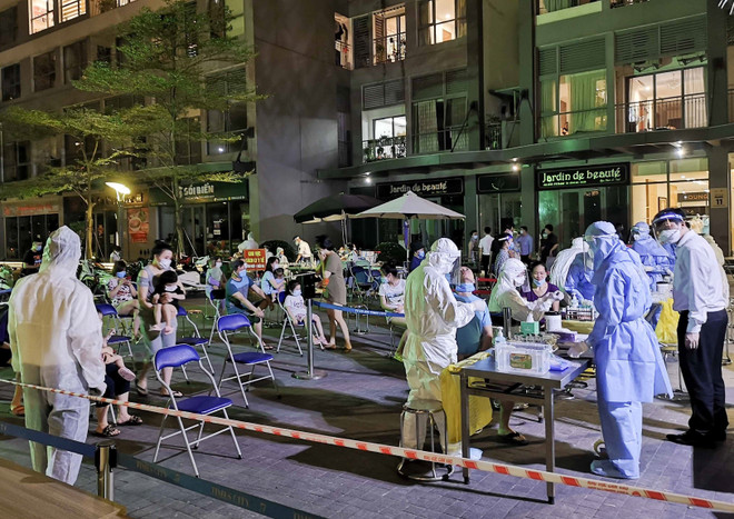 Hà Nội ghi nhận thêm 5 trường hợp dương tính với SARS-CoV-2 ảnh 1