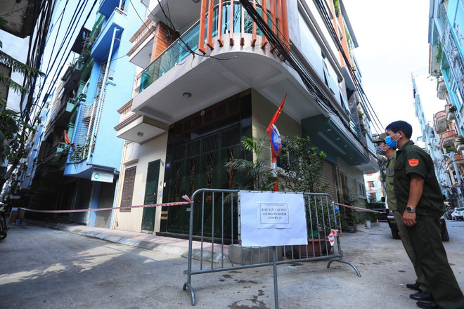 Thêm 1 ca mắc COVID-19 liên quan chùm ca bệnh giám đốc Hacinco ảnh 1