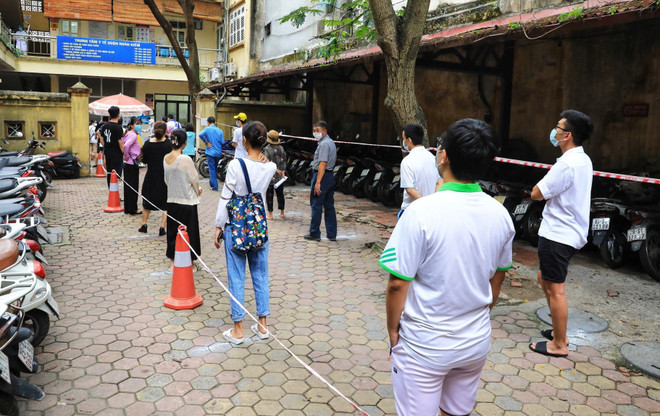 Hà Nội đã có 82 ca mắc COVID-19 trong cộng đồng kể từ ngày 29/4 ảnh 1