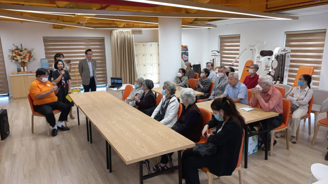 Các đại biểu tham dự hội thảo. (Ảnh: PV/Vietnam+) Cảnh báo: Nhiều người sa sút trí tuệ sớm do phụ thuộc vào công nghệ ảnh 2