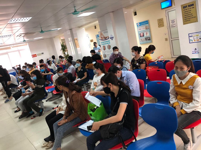 (Ảnh: Vietnam+) Tình hình sức khoẻ bệnh nhân ra viện bị dương tính lại với COVID-19 ảnh 2
