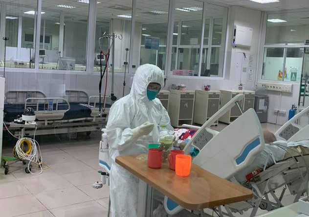 Việt Nam nghiên cứu dùng huyết tương điều trị ca COVID-19 nặng ảnh 1