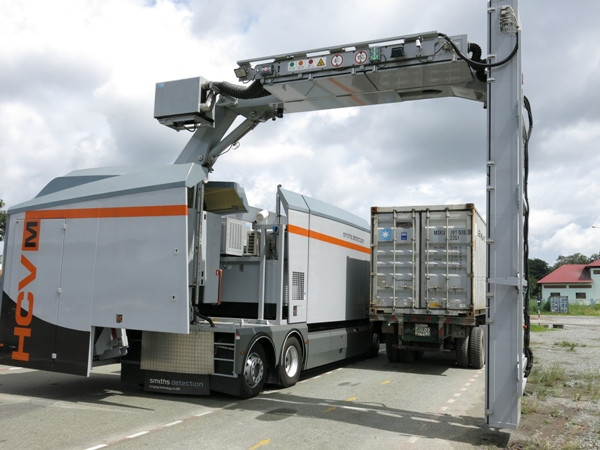 Hải quan: Cần có cảnh báo mặt hàng trang thiết bị y tế “nóng” ảnh 2