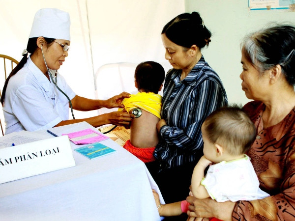 “Tung” đội chống sốc lưu động để hạn chế rủi ro trong tiêm chủng ảnh 2