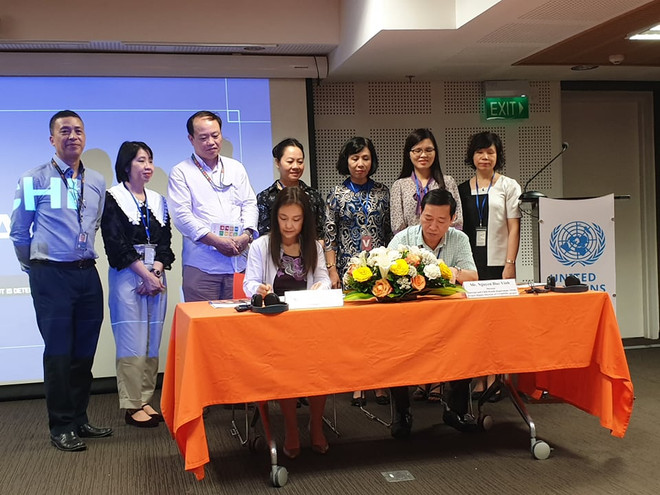 UNFPA cung ứng thêm thiết bị chăm sóc sức khỏe cho y tế Việt Nam ảnh 2