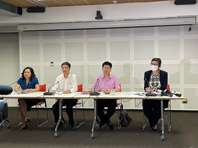 WHO lý giải nguyên nhân vì sao chưa thể coi COVID-19 là cúm mùa ảnh 2