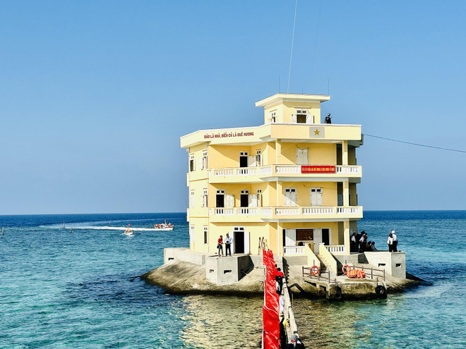 Những sứ giả của Trường Sa lan tỏa tình yêu biển đảo Tổ quốc ảnh 6