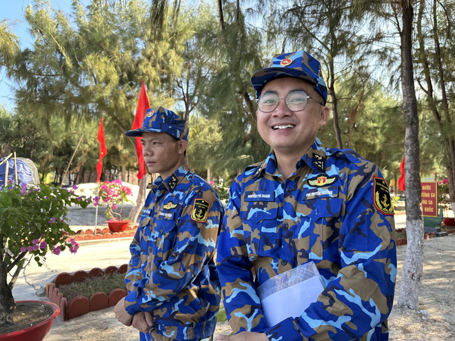 Những sứ giả của Trường Sa lan tỏa tình yêu biển đảo Tổ quốc ảnh 1