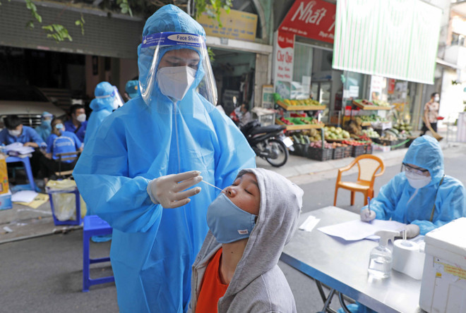 Ngày 25/1: Hà Nội thêm 2.957 ca mắc COVID, có 18 ca tử vong ảnh 1