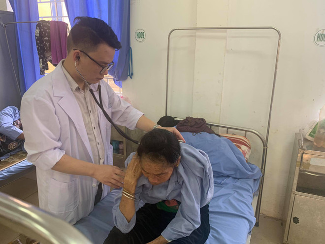 Đổi thay ở bệnh viện tuyến huyện nhờ đội ngũ bác sỹ trẻ tình nguyện ảnh 1