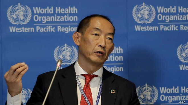 Ông Takeshi Kasai-Giám đốc WHO khu vực Tây Thái Bình Dương. (Ảnh: AFP/TTXVN) WHO đánh giá cao những hiệu quả chống COVID-19 của Việt Nam ảnh 1