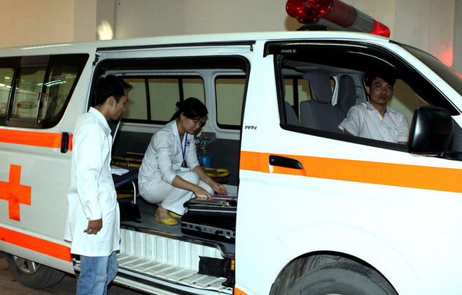 Đề nghị điều tra nghi vấn ép dùng xe cứu thương "dù" ở Bệnh viện Nhi ảnh 1
