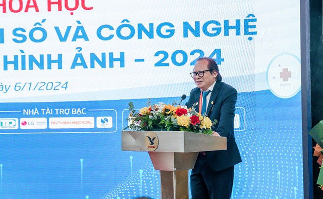 Phó giáo sư Nguyễn Viết Nhung - Phó Chủ tịch Tổng hội Y học Việt Nam phát biểu tại hội nghị. (Ảnh:PV/Vietnam+) ong-nhung-5258.jpg