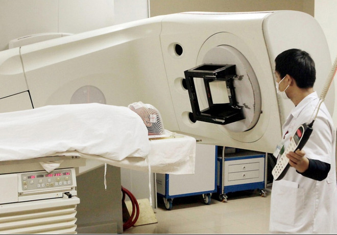 Lùi thời điểm áp dụng tăng giá viện phí để tránh lạm phát ảnh 1