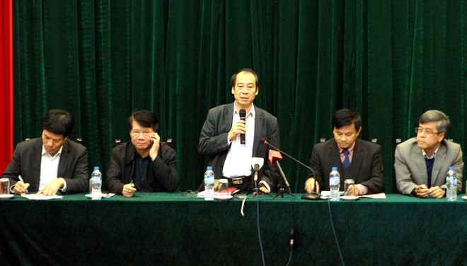 Bộ Y tế: Ưu tiên đăng ký trên web để tránh xếp hàng chờ tiêm chủng ảnh 1