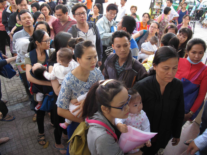 Hà Nội: Vắcxin Pentaxim chỉ đáp ứng được 60% nhu cầu ảnh 1