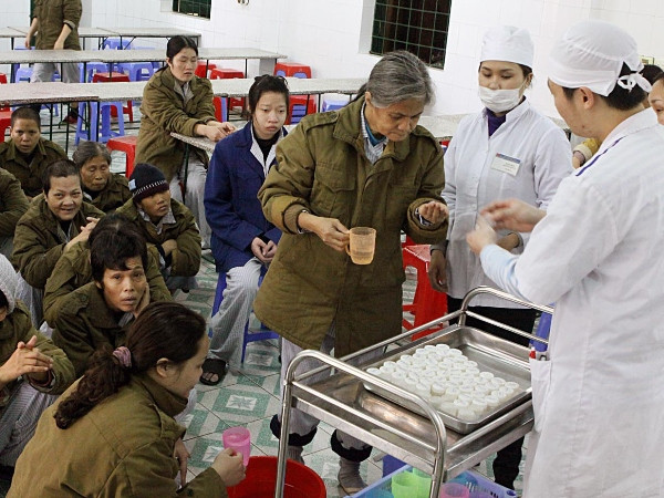 Người bác sỹ tận tâm với những bệnh nhân mắc tâm thần ảnh 2