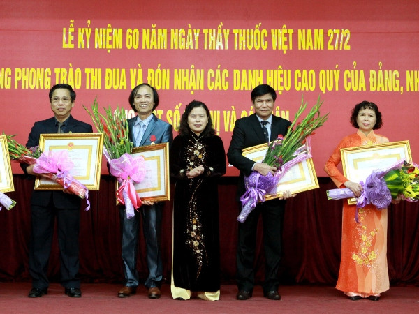 Tôn vinh các thầy thuốc trong công tác khám chữa bệnh ảnh 1