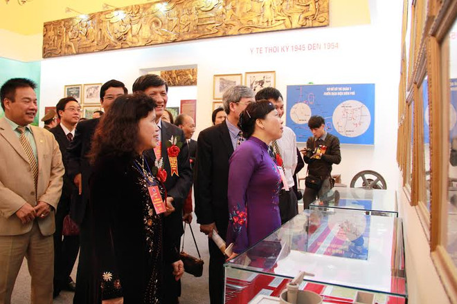 Bộ Y tế tổ chức Lễ khai trương nhà truyền thống y tế ảnh 1