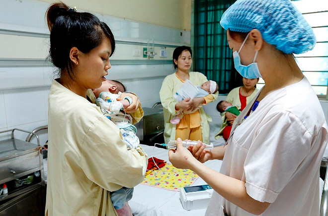 Các biểu hiện của người mắc bệnh ho gà như thế nào ảnh 1