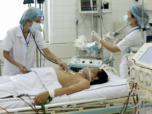 Thêm nhiều chùm ca bệnh cúm H1N1 biến chứng nặng ảnh 1