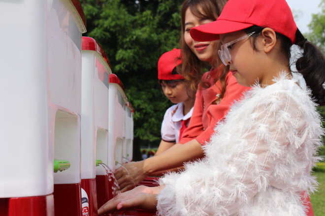 Nâng cao ý thức rửa tay với xà phòng trong các trường học ảnh 1