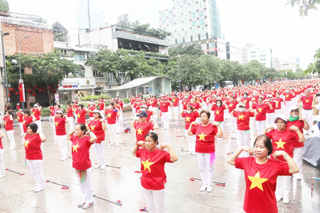 Người Việt có khoảng 8 đến 11 năm phải sống chung với bệnh tật ảnh 1