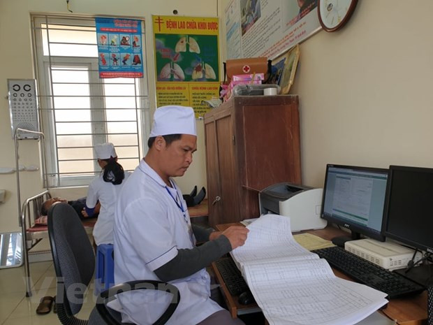 12.000 điểm trạm y tế xã sẽ điều hành bằng phần mềm điện tử ảnh 2