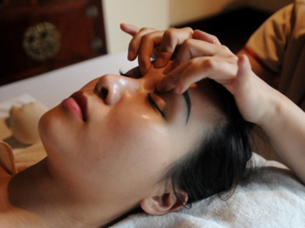 Bài 2: Y tế tư nhân: Cỗ xe tăng tốc chóng mặt thiếu phanh! ảnh 2