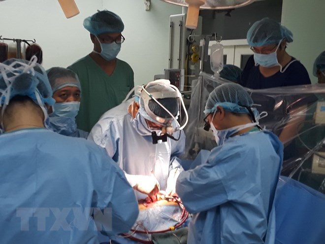 Chuyện về trái tim của cậu bé chỉ sống được từng ngày ảnh 2