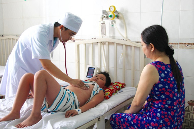 Bộ trưởng Bộ Y tế: Khẩn cấp “hạ hỏa” dịch bệnh sốt xuất huyết ảnh 1