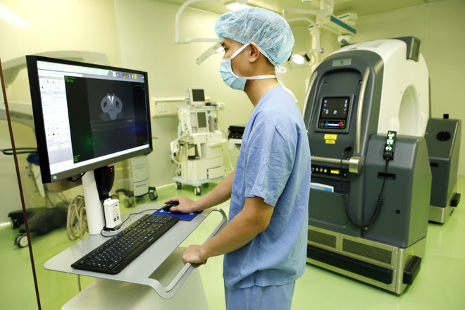 Bệnh viện Việt Đức đưa vào hoạt động 2 phòng mổ chất lượng cao ảnh 2