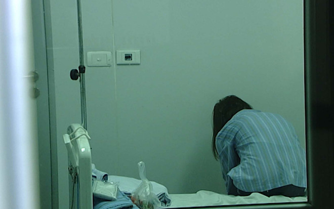 Hà Nội đang cách ly, theo dõi chặt chẽ 11 trường hợp nghi nhiễm corona ảnh 1