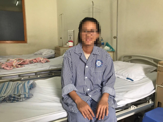 Một bệnh nhân trong gia đình có 5 chị em mắc các bệnh lý liên quan đến tuyến giáp. (Ảnh: PV/Vietnam+) 5 chị em gái trong một gia đình mắc các bệnh liên quan tuyến giáp ảnh 1