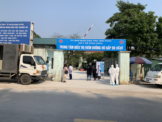 Phòng khám Đa khoa khu vực Quang Hà, huyện Bình Xuyên, Vĩnh Phúc - nơi điều trị cho các bệnh nhân mắc COVID-19 xuất viện. (Ảnh: Thùy Giang/Vietnam+) Bài 2: VN chống COVID-19: Bác sỹ, bệnh nhân kiên cường 'vượt bão' ảnh 1