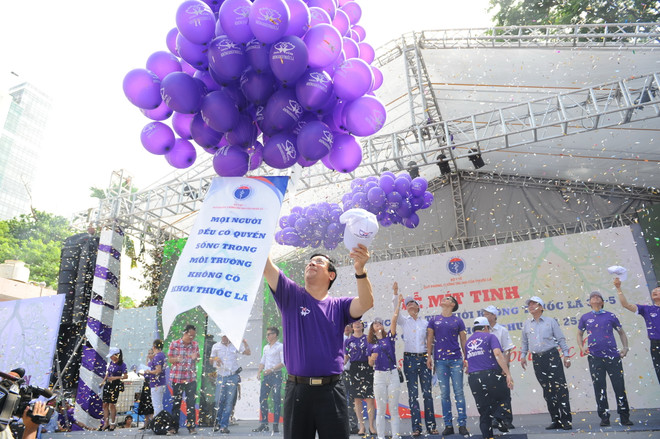 Lan Phương, Văn Mai Hương : Kêu gọi môi trường không khói thuốc lá ảnh 10