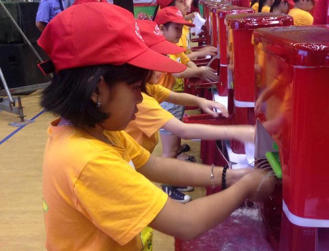 Phát động chiến dịch 10 triệu bàn tay sạch đẩy lùi dịch bệnh ảnh 1