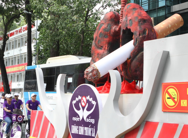 Lan Phương, Văn Mai Hương : Kêu gọi môi trường không khói thuốc lá ảnh 2