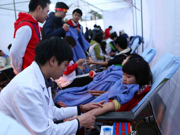 Lễ hội Xuân hồng: Sự kiện hiến máu lớn nhất trong năm ảnh 1