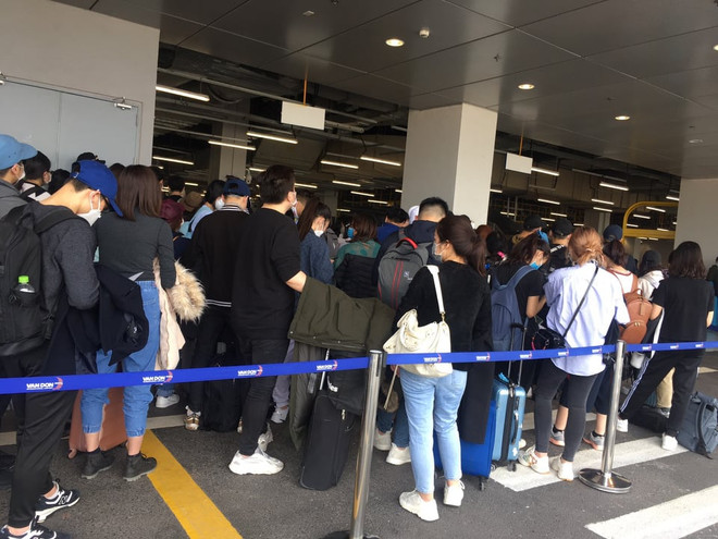 Hơn 20 chuyến bay chở công dân Việt về nước đáp xuống Vân Đồn ảnh 2