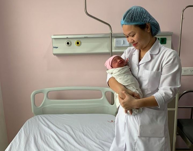 10 phút thần tốc cứu sống thai nhi suy hô hấp do tai nạn giao thông ảnh 1