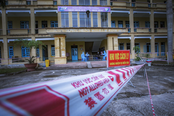 Cách ly, theo dõi sức khoẻ người có liên quan đến chuyến bay VN0054 ảnh 1