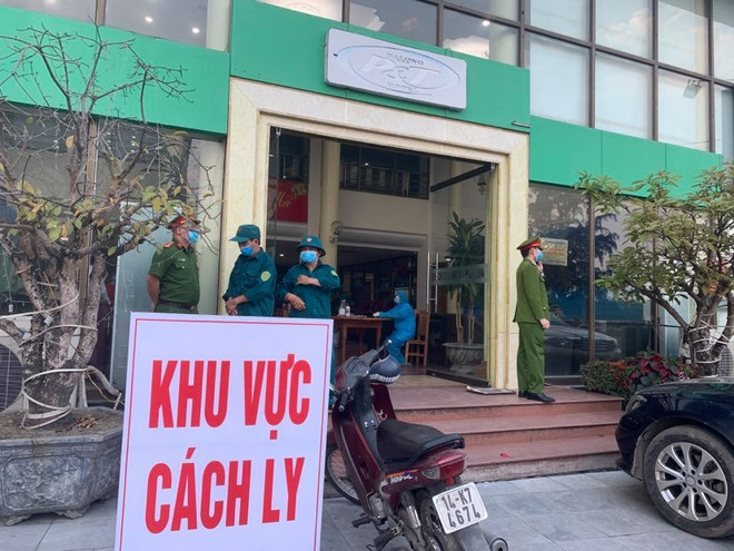 Hướng dẫn tạm thời cách ly tại khách sạn cho cán bộ y tế ảnh 1