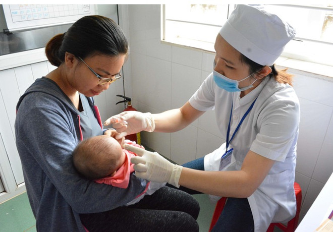 Lấp đầy các “điểm lõm” trong tiêm chủng tại tỉnh Đắk Lắk ảnh 1