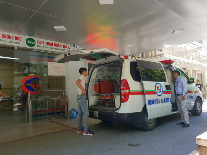 [Photo] Nhiều bệnh nhân cấp cứu vì sốc nhiệt do nắng nóng ảnh 2