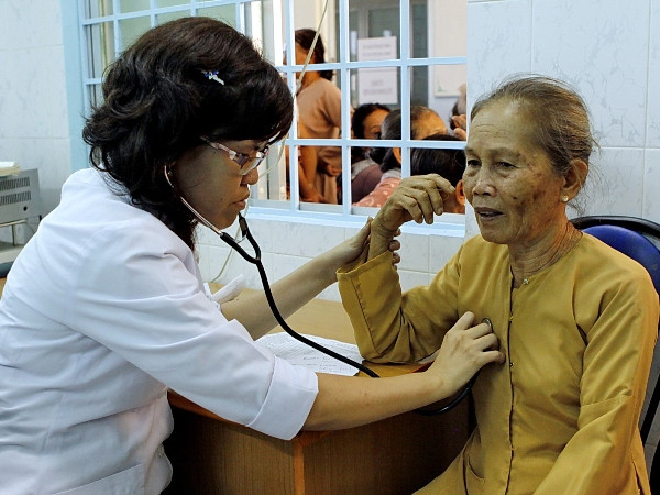 Bảo hiểm y tế: Người dân không bị giới hạn nơi khám chữa bệnh ảnh 1