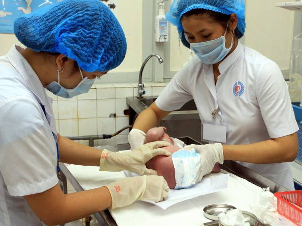 Tỷ lệ tiêm vắcxin viêm gan B sau sinh giảm ở mức đáng lo ngại ảnh 1